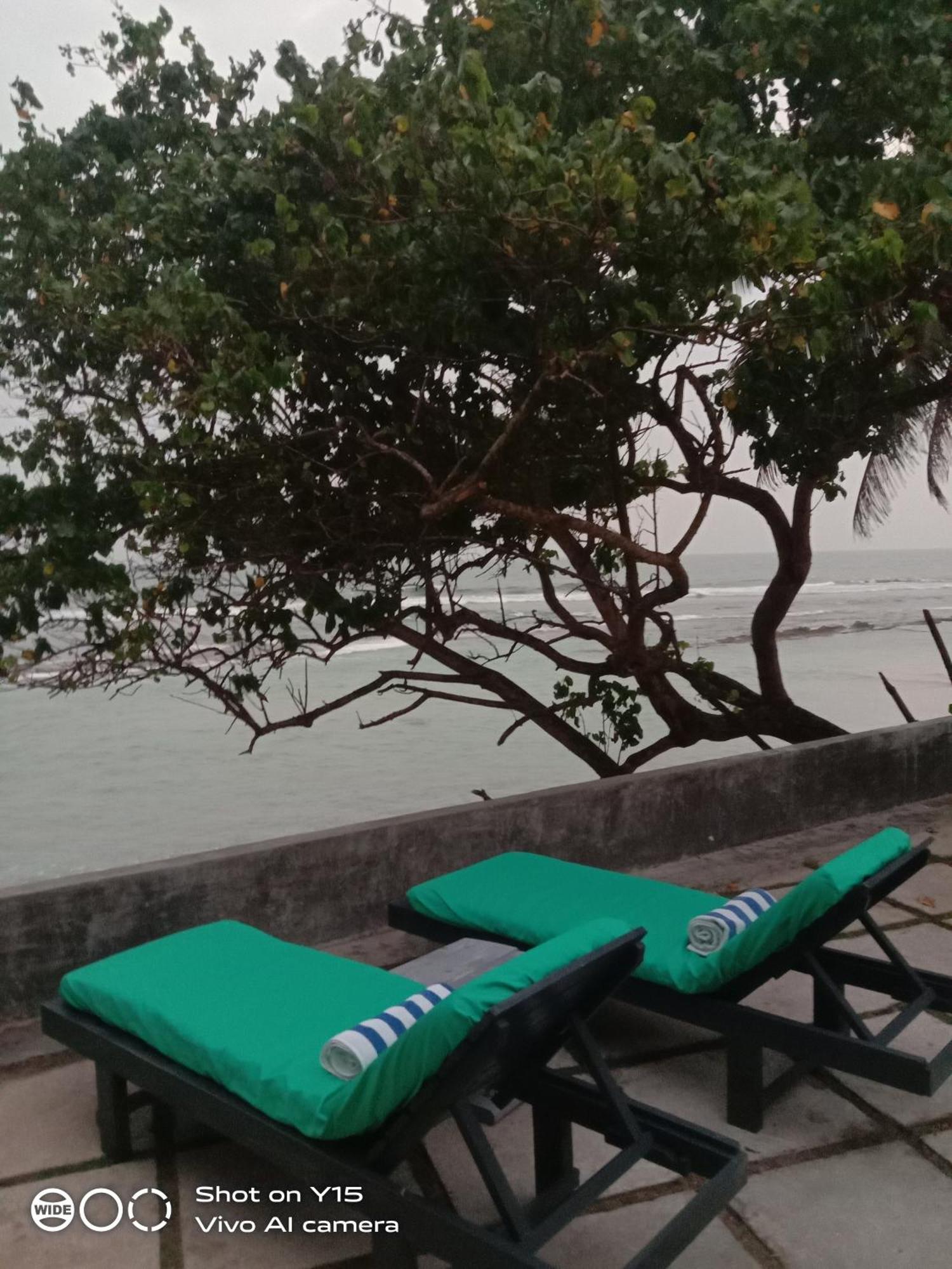 Villa Breeze Talpe Unawatuna Bagian luar foto