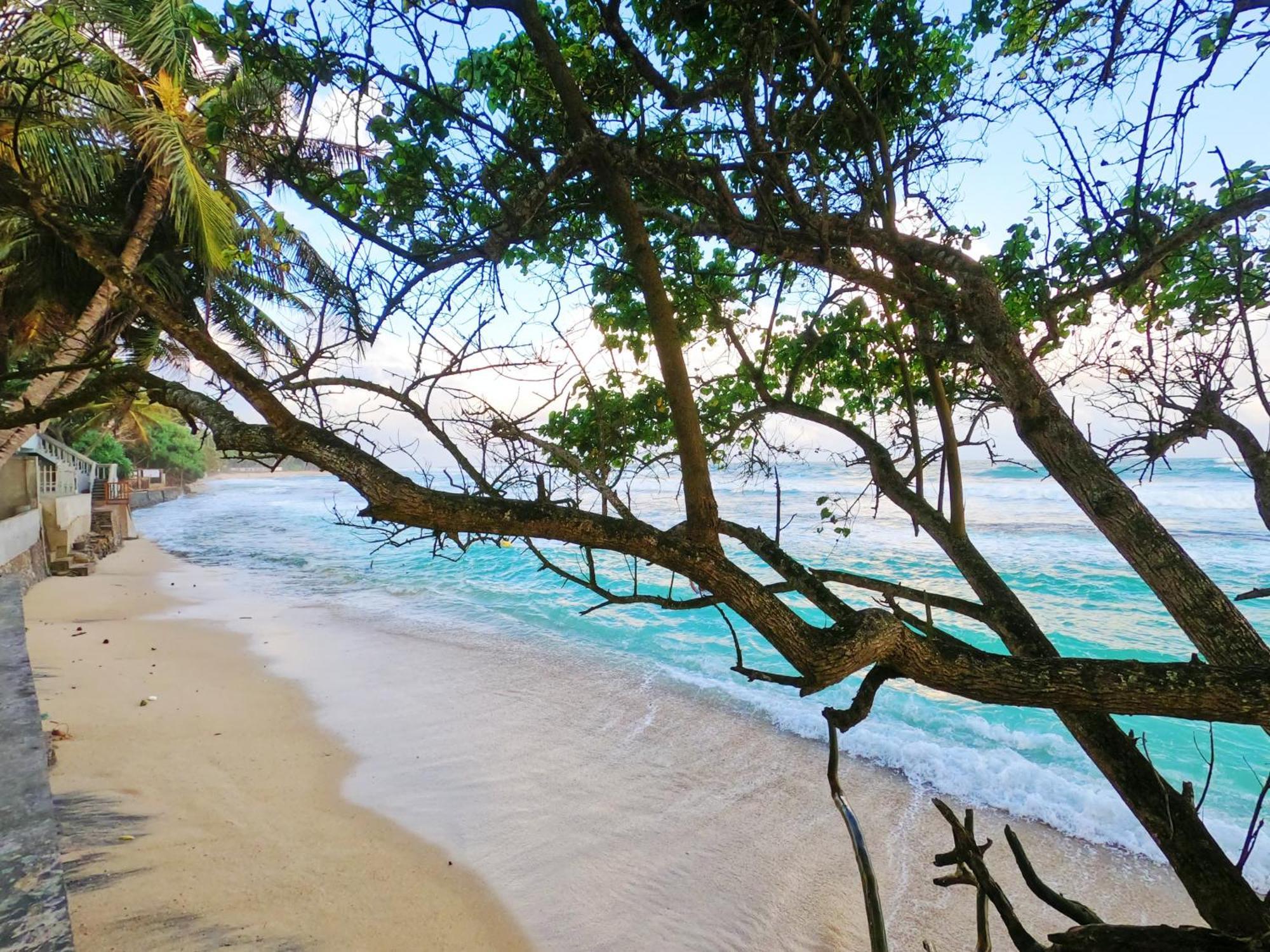 Villa Breeze Talpe Unawatuna Bagian luar foto