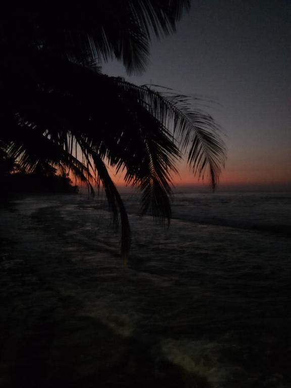 Villa Breeze Talpe Unawatuna Bagian luar foto